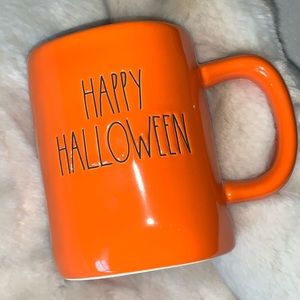 NEW! RAE DUNN “Happy Halloween” Large Ceramic Mug, New With Tags On
